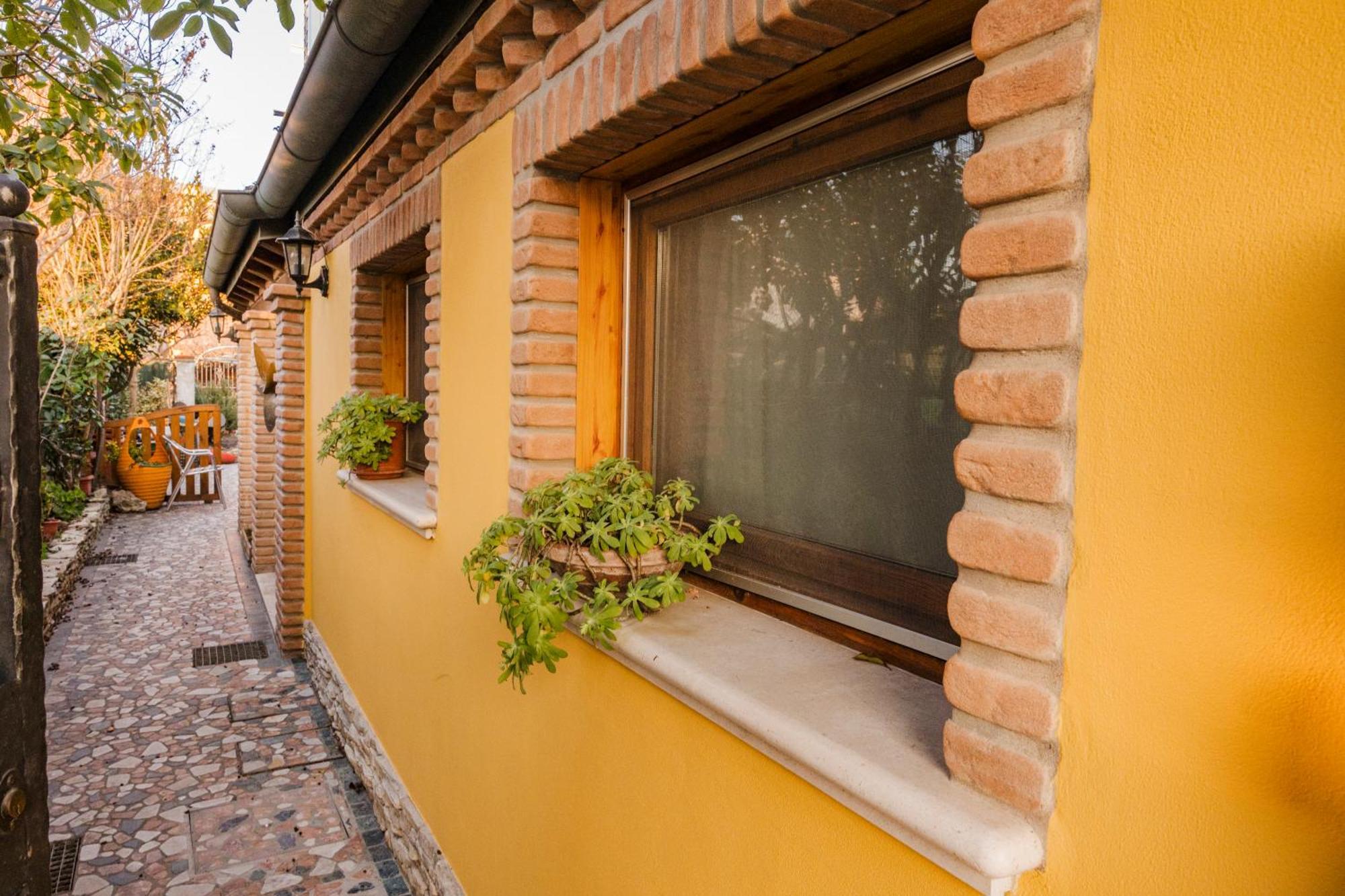 La Loggia Bed & Breakfast Comacchio Exterior foto