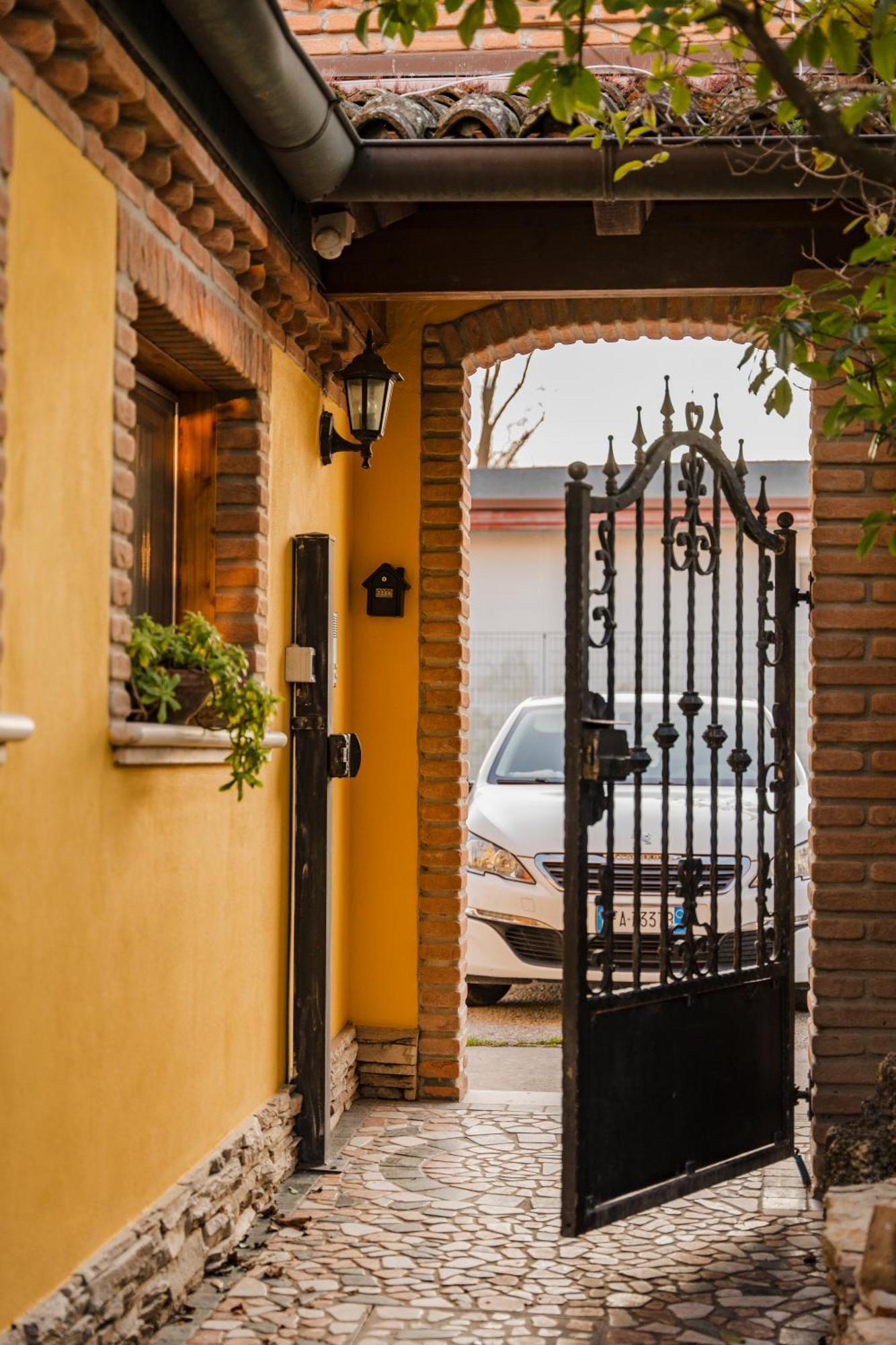 La Loggia Bed & Breakfast Comacchio Exterior foto