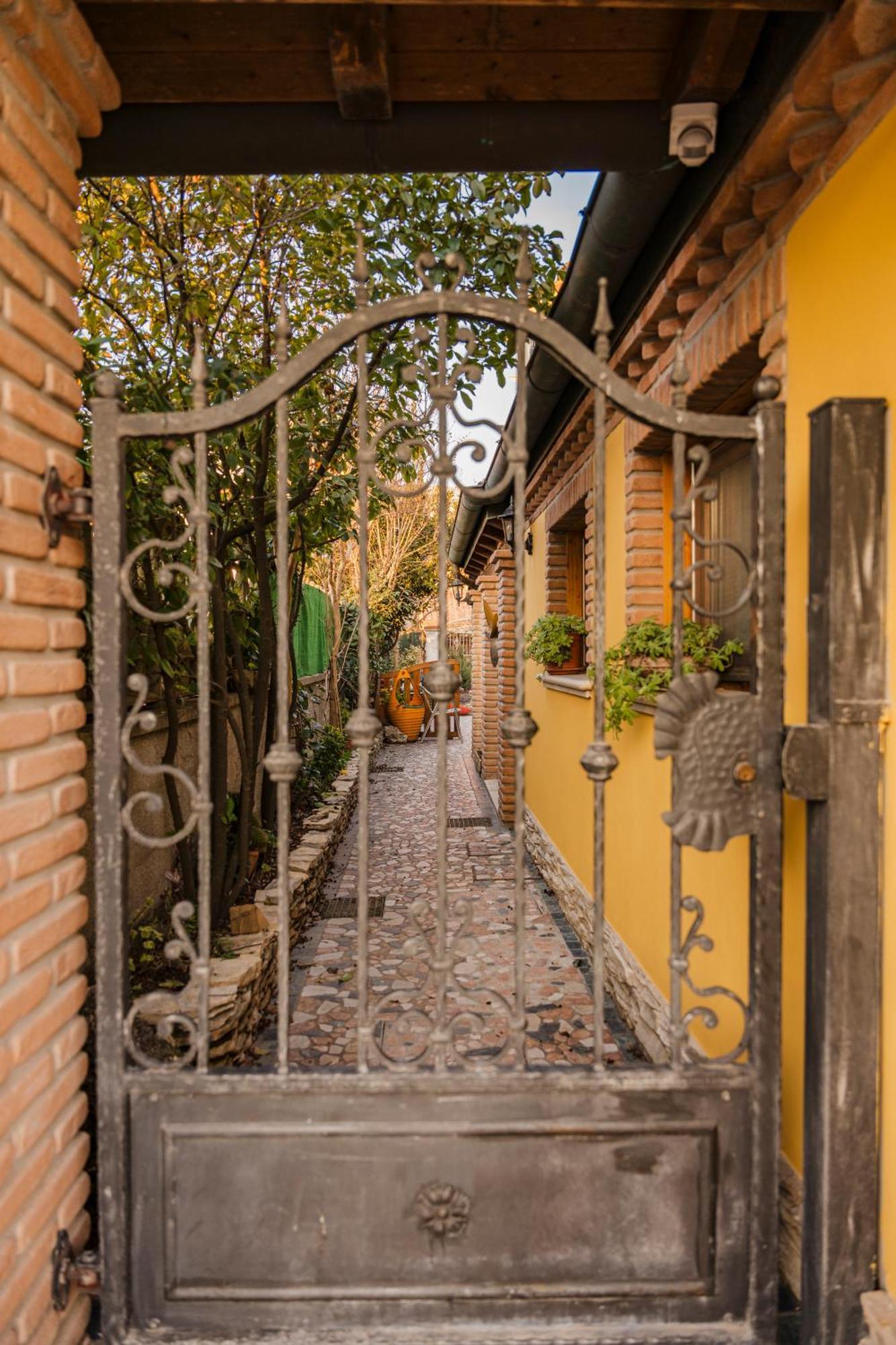 La Loggia Bed & Breakfast Comacchio Exterior foto